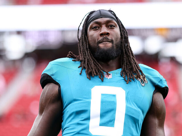 SANTA CLARA, CALIFORNIA - SEPTEMBER 28: Devin Lloyd #0 of the Jacksonville Jaguars warms up prior to the game against the San Francisco 49ers at Levi's Stadium on September 28, 2025 in Santa Clara, California.