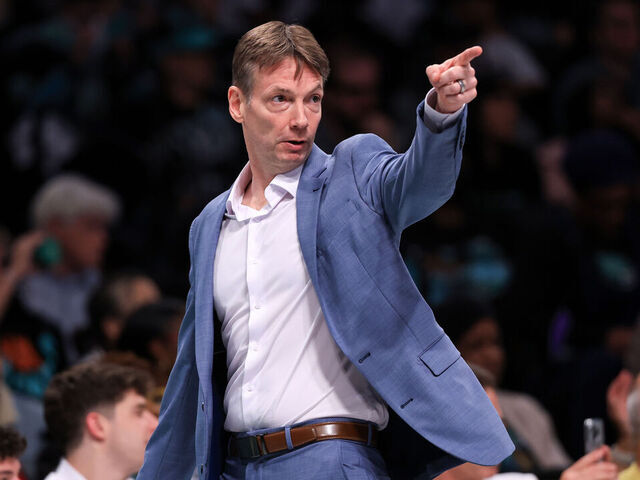 NEW YORK, NEW YORK - JUNE 17: Olaf Lange assistant coach of the New York Liberty during the second quarter of the game against the Atlanta Dream at Barclays Center on June 17, 2025 in New York City.