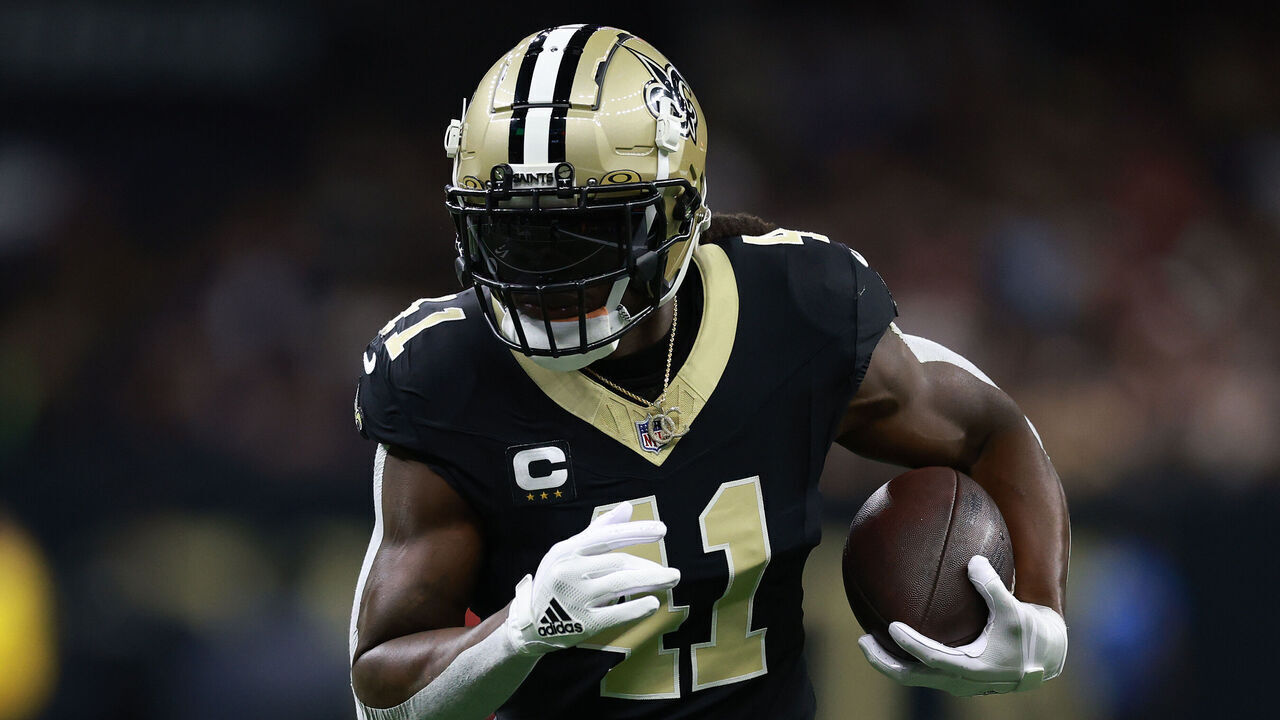 NEW ORLEANS, LOUISIANA - OCTOBER 12: Alvin Kamara #41 of the New Orleans Saints runs with the ball against the New England Patriots during the NFL 2025 game at Caesars Superdome on October 12, 2025 in New Orleans, Louisiana.""