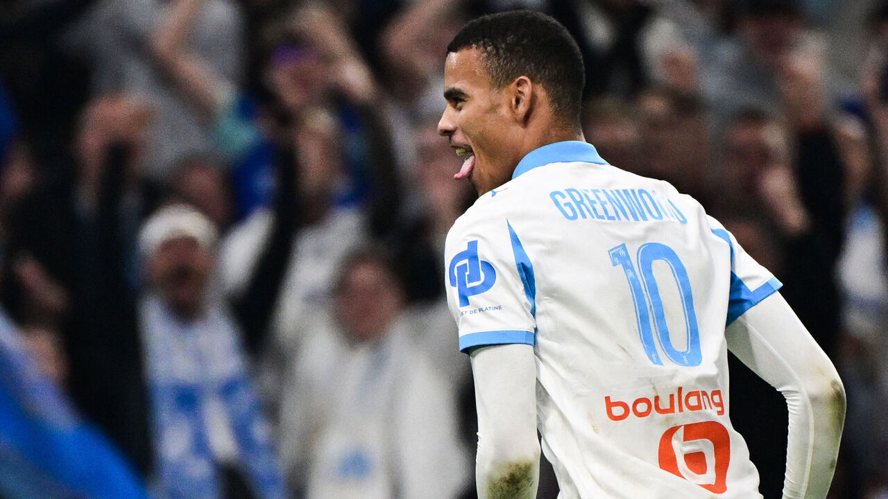 Marseille's English forward #10 Mason Greenwood celebrates after scoring his team second goal during the French L1 football match between Olympique de Marseille (OM) and Le Havre AC at the Stade Velodrome in Marseille, southern France, on October 18, 2025.