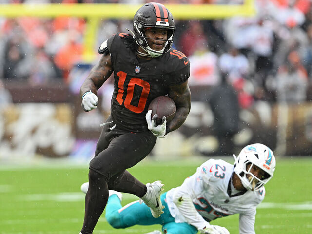 CLEVELAND, OHIO - OCTOBER 19: Quinshon Judkins #10 of the Cleveland Browns carries the ball against the Miami Dolphins during the first quarter of the game at Huntington Bank Field on October 19, 2025 in Cleveland, Ohio.