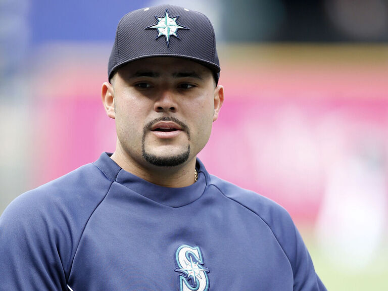 Former top prospect Jesús Montero dies at 35 after motorcycle accident
