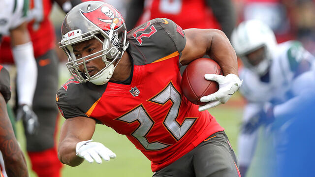 TAMPA, FL - NOV 12: Doug Martin (22) of the Bucs carries the ball during the regular season game between the New York Jets and the Tampa Bay Buccaneers on November 12, 2017 at Raymond James Stadium in Tampa, Florida.