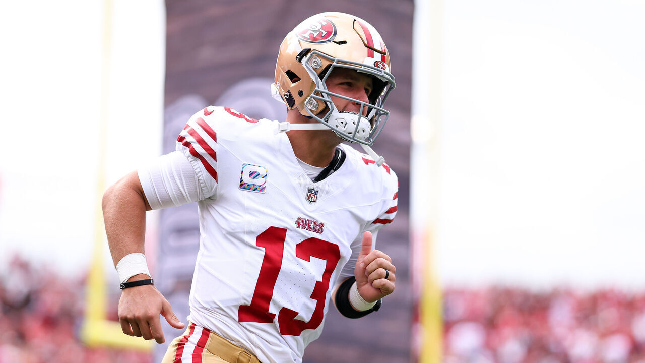 SANTA CLARA, CALIFORNIA - SEPTEMBER 28: Brock Purdy #13 of the San Francisco 49ers runs on field prior to the game against the Jacksonville Jaguars at Levi's Stadium on September 28, 2025 in Santa Clara, California.