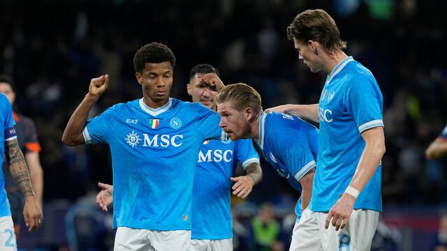 Kevin De Bruyne of SSC Napoli suffered injurie after penalty during the Serie A match between SSC Napoli and FC Internazionale at Stadio Diego Armando Maradona Naples Italy on 25 October 2025.