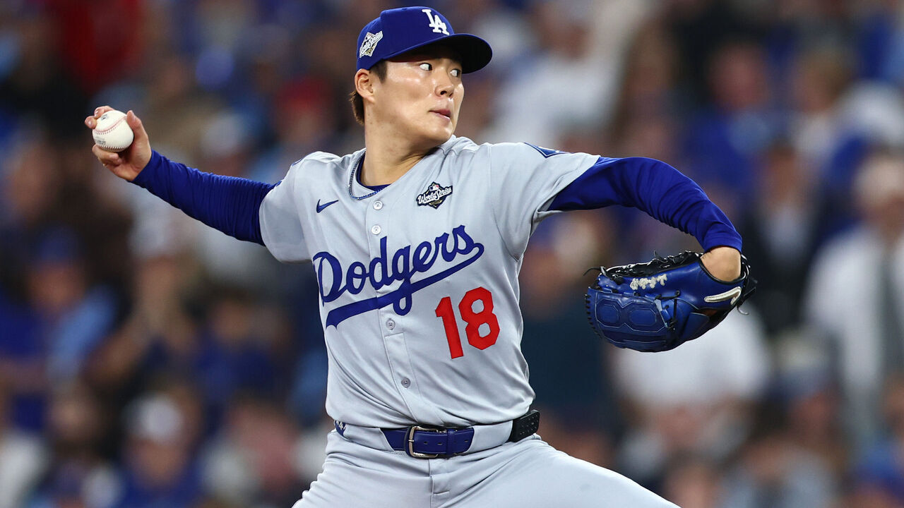 TORONTO, ONTARIO - OCTOBER 25: Yoshinobu Yamamoto #18 of the Los Angeles Dodgers pitches against the Toronto Blue Jays during the fifth inning in game two of the 2025 World Series at Rogers Center on October 25, 2025 in Toronto, Ontario.