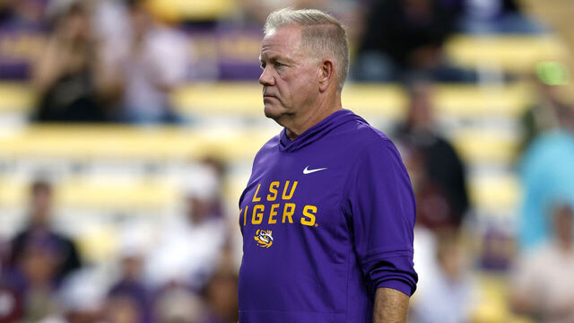 BATON ROUGE, LOUISIANA - OCTOBER 25: Head coach Brian Kelly of the LSU Tigers watches warm-up prior to the game against the Texas A&M Aggies at Tiger Stadium on October 25, 2025 in Baton Rouge, Louisiana.