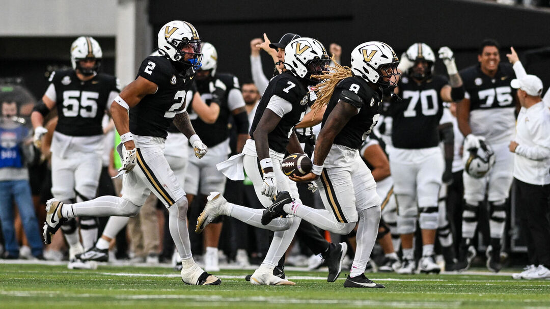 AP Poll: Vandy reaches highest ranking since 1937 | theScore
