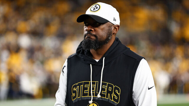 PITTSBURGH, PENNSYLVANIA - OCTOBER 26: Pittsburgh Steelers head coach Mike Tomlin walks the field prior to the game against the Green Bay Packers at Acrisure Stadium on October 26, 2025 in Pittsburgh, Pennsylvania.