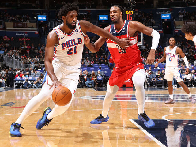 WASHINGTON, DC - OCTOBER 28: Joel Embiid #21 of the Philadelphia 76ers drives to the basket during the game against the Washington Wizards on October 28, 2025 at Capital One Arena in Washington, DC. Mandatory Copyright Notice: Copyright 2025 NBAE