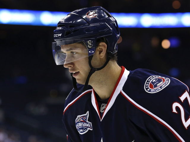 Blue Jackets' Wisniewski, Murray injured in win over Blues