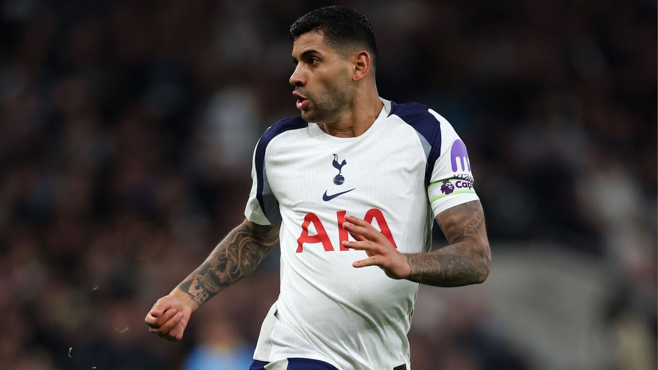 LONDON, ENGLAND - SEPTEMBER 27: Cristian Romero of Tottenham Hotspur during the Premier League match between Tottenham Hotspur and Wolverhampton Wanderers at Tottenham Hotspur Stadium on September 27, 2025 in London, England.