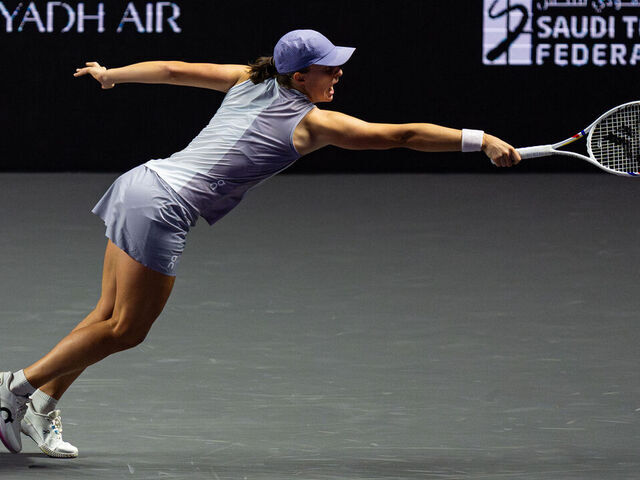 RIYADH, SAUDI ARABIA - NOVEMBER 01: Iga Swiatek of Poland in action against Madison Keys of United States during her round-robin match in the Serena Williams Group at King Saud University Indoor Arena during day one of the WTA Finals Riyadh as part of the Hologic WTA Tour 2025 on November 01, 2025 in Riyadh, Saudi Arabia.