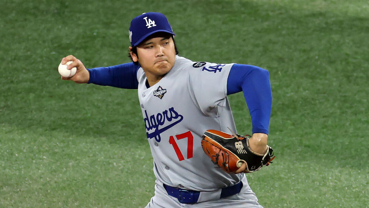 TORONTO, ONTARIO - NOVEMBER 01: Shohei Ohtani #17 of the Los Angeles Dodgers pitches against the Toronto Blue Jays during the second inning in game seven of the 2025 World Series at Rogers Center on November 01, 2025 in Toronto, Ontario.