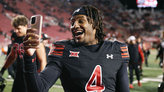 SALT LAKE CITY, UT - NOVEMBER 1: Devon Dampier #4 of the Utah Utes face times after their win against the Cincinnati Bearcats at Rice-Eccles Stadium on November 1, 2025 in Salt Lake City, Utah.