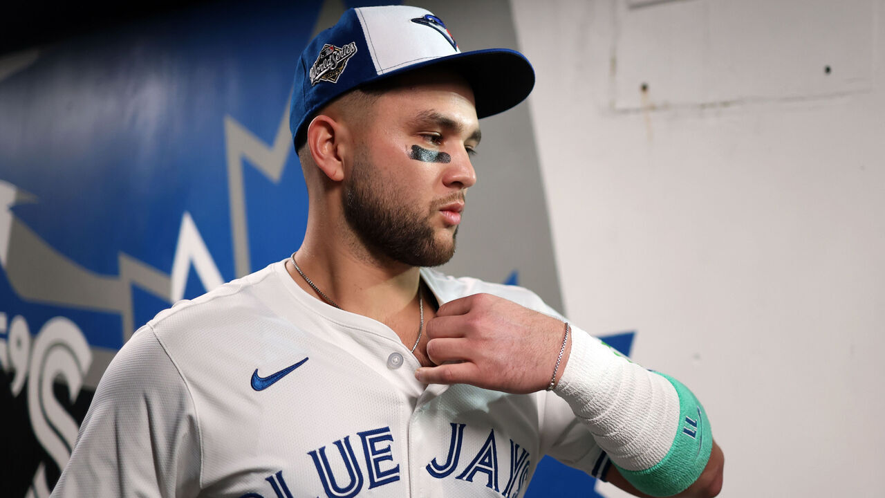 TORONTO, ON - NOVEMBER 01: Bo Bichette #11 of the Toronto Blue Jays walks to the dugout from the clubhouse prior to Game Seven of the 2025 World Series presented by Capital One between the Los Angeles Dodgers and the Toronto Blue Jays at Rogers Centre on Saturday, November 1, 2025 in Toronto, Ontario, Canada.