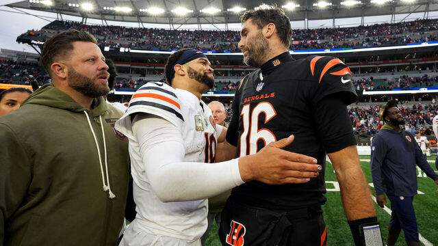 CINCINNATI, OHIO - NOVEMBER 02: Caleb Williams #18 of the Chicago Bears and Joe Flacco #16 of the Cincinnati Bengals embrace follow the game at Paycor Stadium on November 02, 2025 in Cincinnati, Ohio.