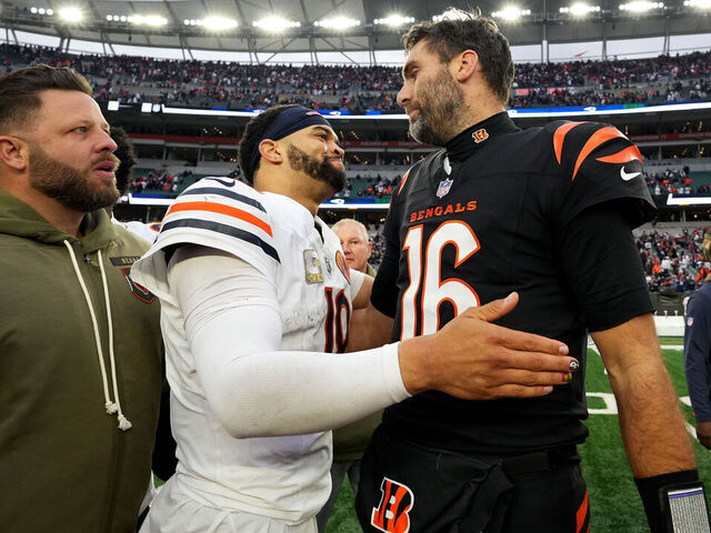 CINCINNATI, OHIO - NOVEMBER 02: Caleb Williams #18 of the Chicago Bears and Joe Flacco #16 of the Cincinnati Bengals embrace follow the game at Paycor Stadium on November 02, 2025 in Cincinnati, Ohio.