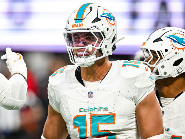 ATLANTA, GA - OCTOBER 26: Miami linebacker Jaelan Phillips (15) reacts during the NFL game between the Miami Dolphins and the Atlanta Falcons on October 26th, 2025 at Mercedes-Benz Stadium in Atlanta, GA.