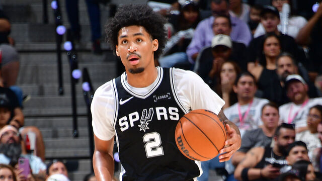 SAN ANTONIO, TX - OCTOBER 27: Dylan Harper #2 of the San Antonio Spurs dribbles the ball during the game against the Toronto Raptors on October 27, 2025 at the Frost Bank Center in San Antonio, Texas. Mandatory Copyright Notice: Copyright 2025 NBAE (Photos by Michael Gonzales/NBAE via Getty Images)