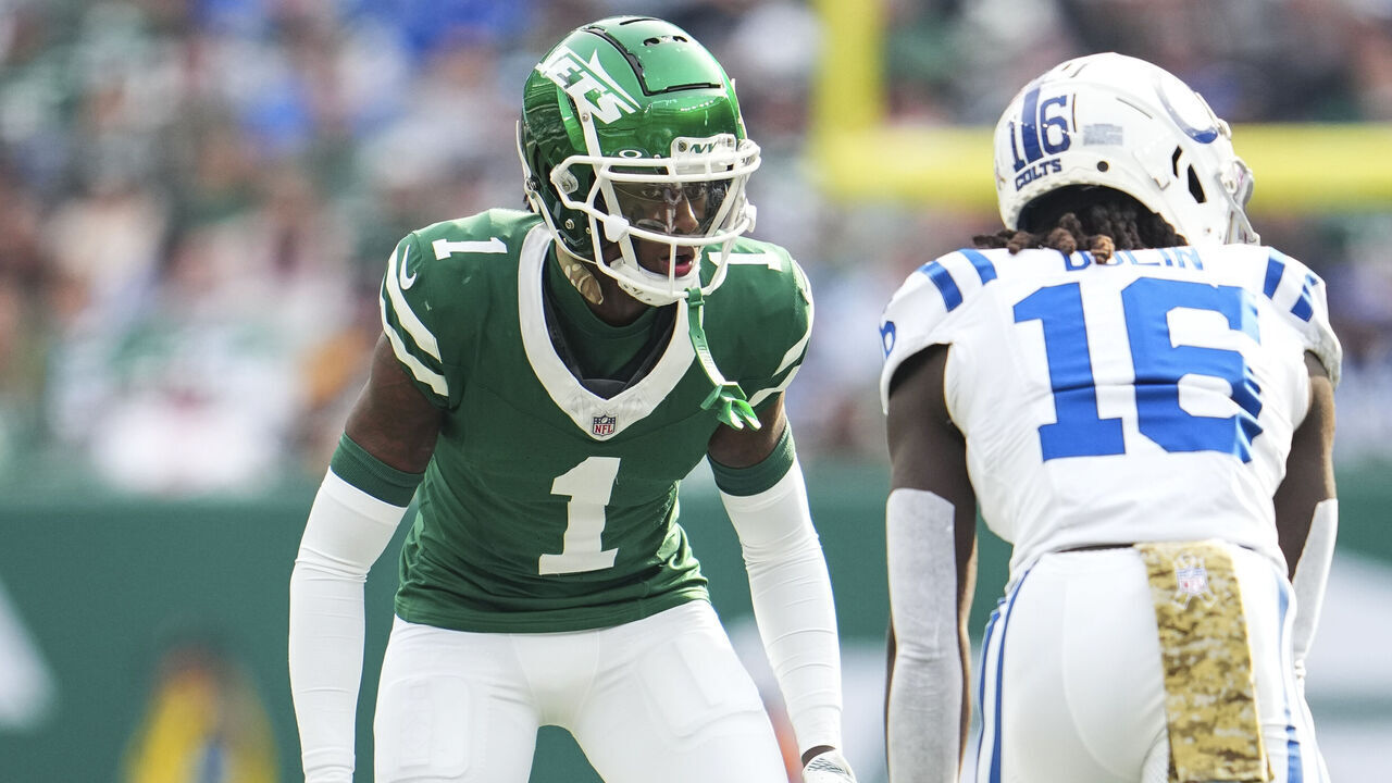 EAST RUTHERFORD, NJ - NOVEMBER 17: Sauce Gardner #1 of the New York Jets lines up before the snap during an NFL football game against the Indianapolis Colts at MetLife Stadium on November 17, 2024 in East Rutherford, New Jersey.