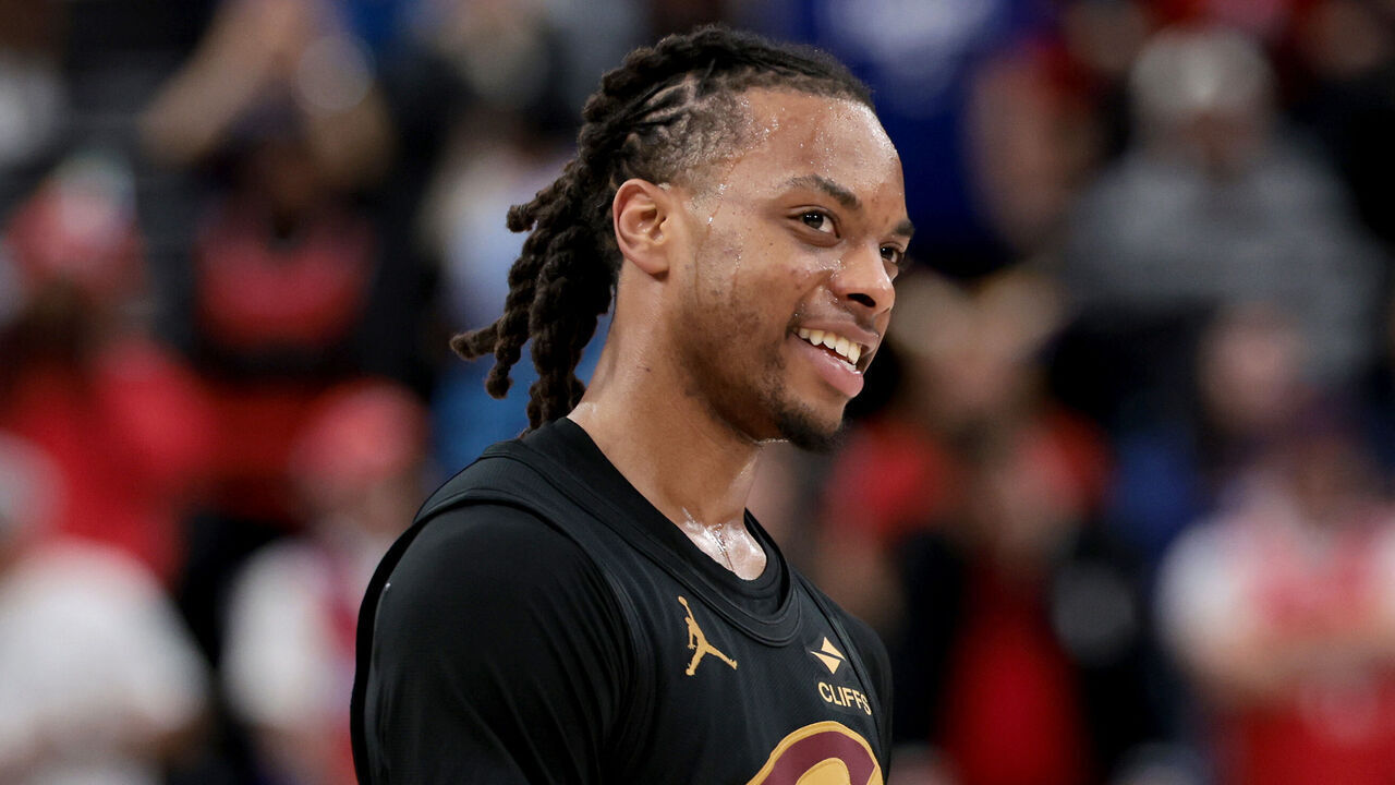 INGLEWOOD, CALIFORNIA - MARCH 18: Darius Garland #10 of the Cleveland Cavaliers looks on during the third quarter against the Los Angeles Clippers at Intuit Dome on March 18, 2025 in Inglewood, California.