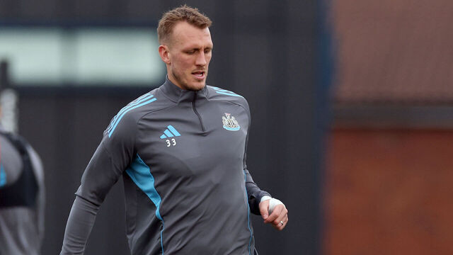 NEWCASTLE UPON TYNE, ENGLAND - NOVEMBER 04: Newcastle United player Dan Burn in action during training ahead of their UEFA Champions League match against Athletic Club at Newcastle United Training Centre on November 04, 2025 in Newcastle upon Tyne, England.