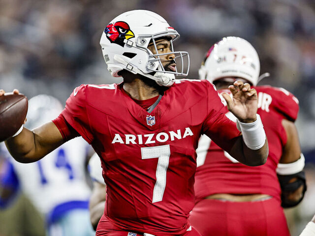 ARLINGTON, TX - NOVEMBER 03: Arizona Cardinals quarterback Jacoby Brissett (7) looks for an open receiver during the game between the Dallas Cowboys and the Arizona Cardinals on November 03, 2025 at AT&T Stadium in Arlington, Texas.
