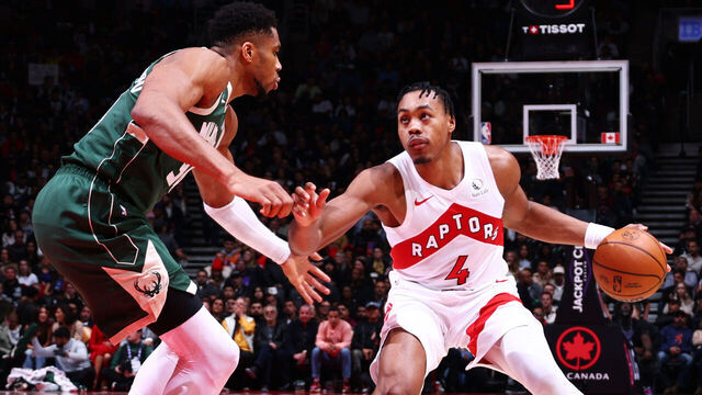TORONTO, CANADA - NOVEMBER 4: Scottie Barnes #4 of the Toronto Raptors handles the ball during the game against the Milwaukee Bucks on November 4, 2025 at the Scotiabank Arena in Toronto, Ontario, Canada. Mandatory Copyright Notice: Copyright 2025 NBAE