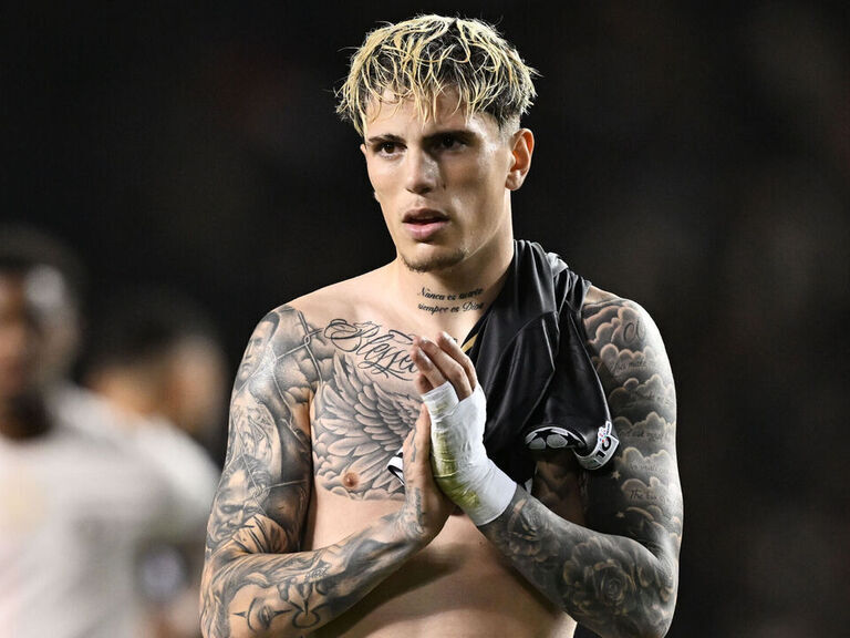 Garnacho's equalizer saves Chelsea in Qarabag draw Garnacho's equalizer saves Chelsea in Qarabag draw