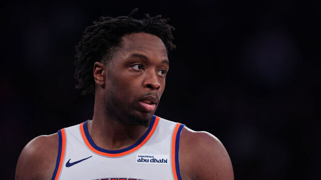 NEW YORK, NEW YORK - NOVEMBER 03: OG Anunoby #8 of the New York Knicks looks on during the third quarter of the game against the Washington Wizards at Madison Square Garden on November 03, 2025 in New York City.