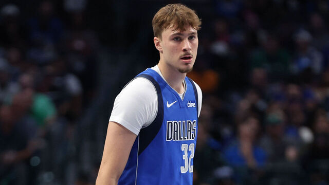 DALLAS, TX - NOVEMBER 5: Cooper Flagg #32 of the Dallas Mavericks looks on during the game against the New Orleans Pelicans on November 5, 2025 at American Airlines Center in Dallas, Texas. Mandatory Copyright Notice: Copyright 2025 NBAE