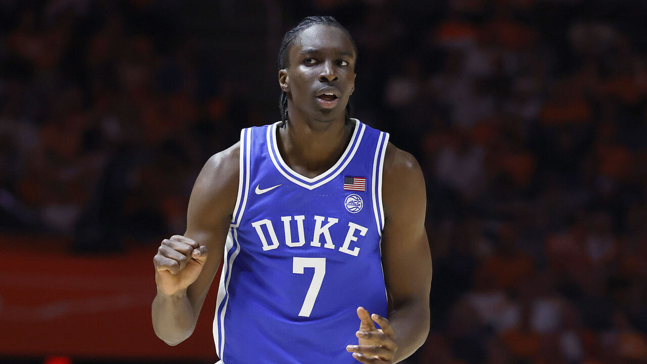 KNOXVILLE, TENNESSEE - OCTOBER 26: Dame Sarr #7 of the Duke Blue Devils reacts to a play during the first half of the game against the Tennessee Volunteers at Thompson-Boling Arena on October 26, 2025 in Knoxville, Tennessee.