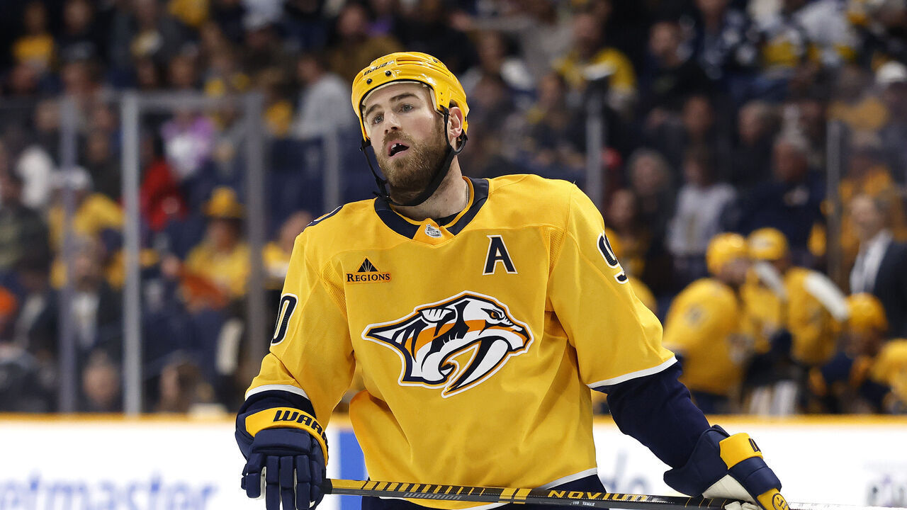 NASHVILLE, TENNESSEE - OCTOBER 28: Ryan O'Reilly #90 of the Nashville Predators reacts to a play during the third period of the game against the Tampa Bay Lightning at Bridgestone Arena on October 28, 2025 in Nashville, Tennessee.