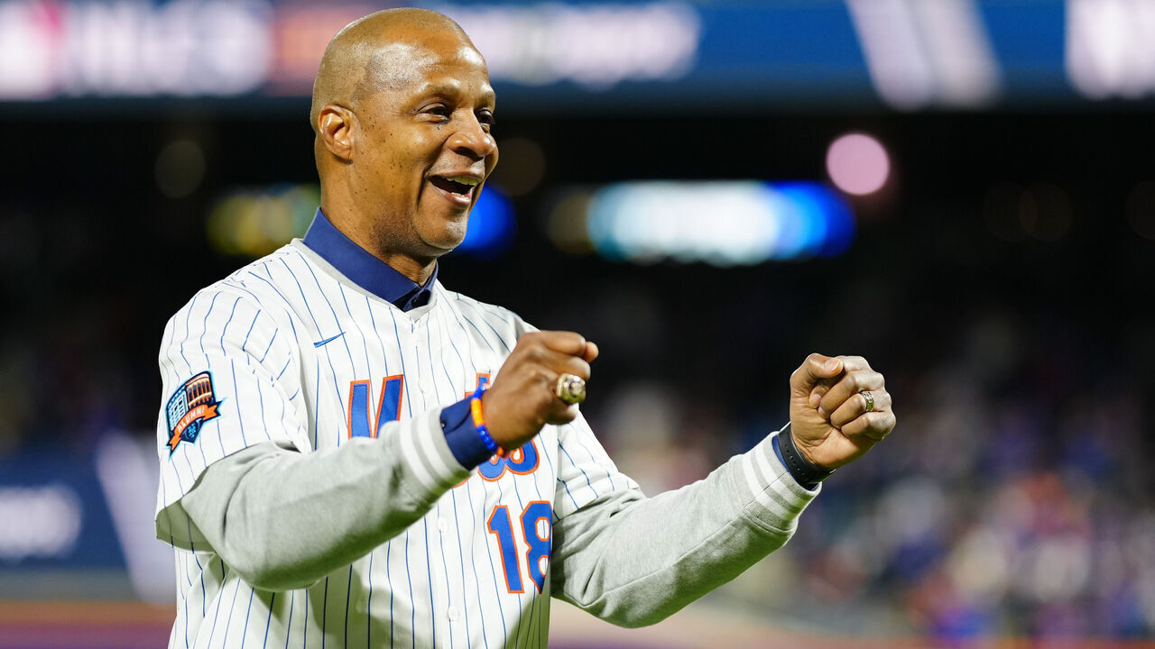 NEW YORK, NY - OCTOBER 16: Darryl Strawberry reacts after throwing the ceremonial first pitch prior to Game 3 of the NLCS presented by loanDepot between the Los Angeles Dodgers and the New York Mets at Citi Field on Wednesday, October 16, 2024 in New York, New York.