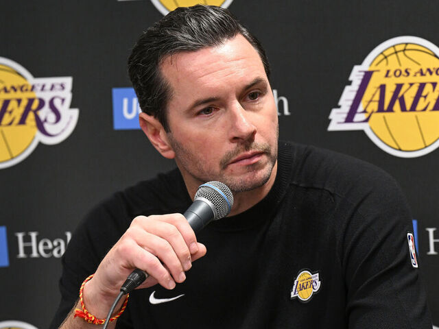 Frustrated Redick keeps postgame comments brief after loss to Hawks | theScore.com