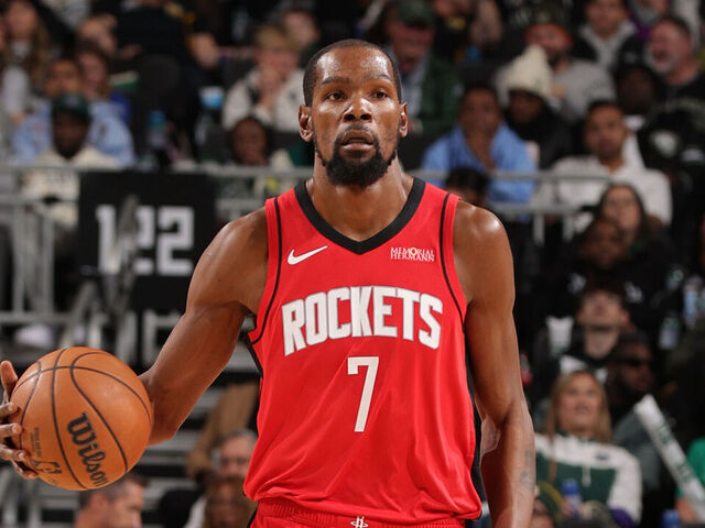 MILWAUKEE, WI - NOVEMBER 9: Kevin Durant #7 of the Houston Rockets dribbles the ball during the game against the Milwaukee Bucks on November 9, 2025 at Fiserv Forum Center in Milwaukee, Wisconsin. Mandatory Copyright Notice: Copyright 2025 NBAE .