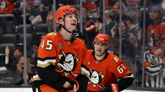 ANAHEIM, CALIFORNIA - NOVEMBER 09: Beckett Sennecke #45 of the Anaheim Ducks celebrates after scoring his second goal with Cutter Gauthier #61 against the Winnipeg Jets during the second period at Honda Center on November 09, 2025 in Anaheim, California.
