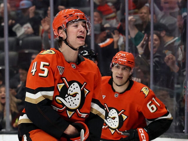 ANAHEIM, CALIFORNIA - NOVEMBER 09: Beckett Sennecke #45 of the Anaheim Ducks celebrates after scoring his second goal with Cutter Gauthier #61 against the Winnipeg Jets during the second period at Honda Center on November 09, 2025 in Anaheim, California.