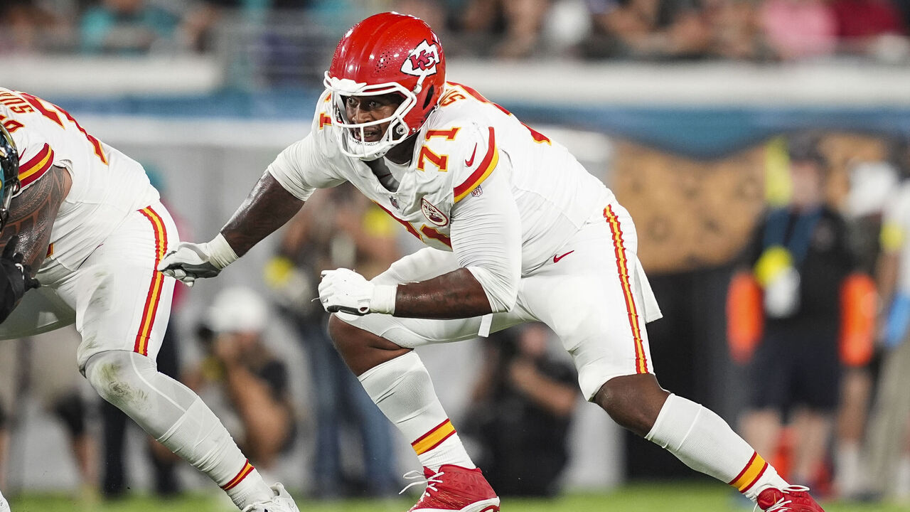 JACKSONVILLE, FLORIDA - OCTOBER 06: Josh Simmons #71 of the Kansas City Chiefs drops back to block during an NFL football game against the Jacksonville Jaguars at EverBank Stadium on October 6, 2025 in Jacksonville, Florida.