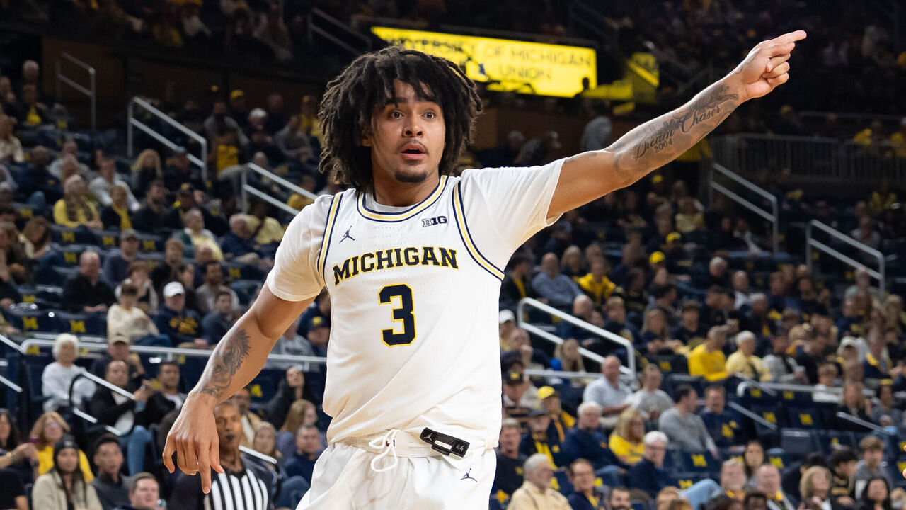 ANN ARBOR, MICHIGAN - NOVEMBER 3: Elliot Cadeau #3 of the Michigan Wolverines reacts during the second half against the Oakland Golden Grizzlies at Crisler Arena on November 3, 2025 in Ann Arbor, Michigan.