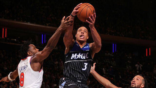 NEW YORK, NY - NOVEMBER 12: Desmond Bane #3 of the Orlando Magic drives to the basket during the game aNew York Knicks on November 12, 2025 at Madison Square Garden in New York City, New York. Mandatory Copyright Notice: Copyright 2025 NBAE