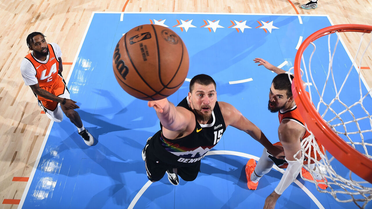 INGLEWOOD, CA - NOVEMBER 12: Nikola Jokic #15 of the Denver Nuggets shoots the ball during the game against the LA Clippers on November 12, 2025 at Intuit Dome in Los Angeles, California. NOTE TO USER: User expressly acknowledges and agrees that, by downloading and/or using this Photograph, user is consenting to the terms and conditions of the Getty Images License Agreement. Mandatory Copyright Notice: Copyright 2025 NBAE