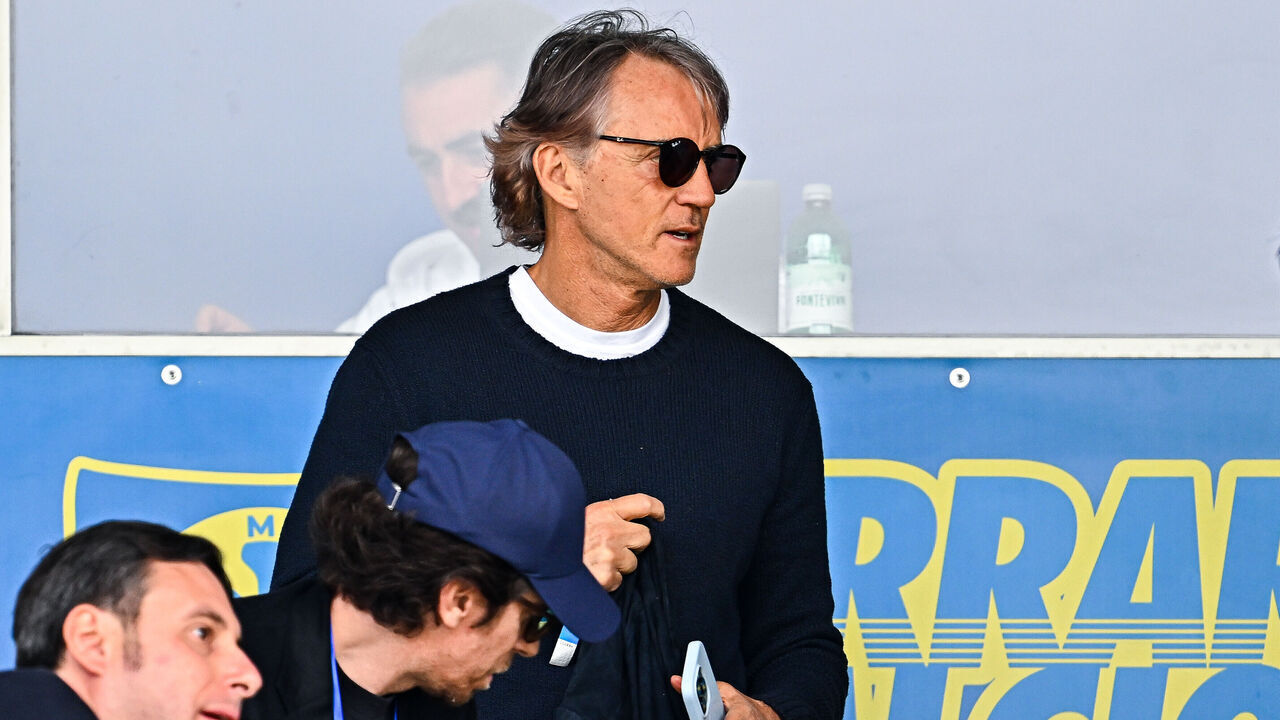 CARRARA, ITALY - APRIL 25: Roberto Mancini, former Sampdoria player and head coach of Italy, looks on prior to kick-off in the Serie B match between Carrarese Calcio and UC Sampdoria at Stadio dei Marmi on April 25, 2025 in Carrara, Italy.