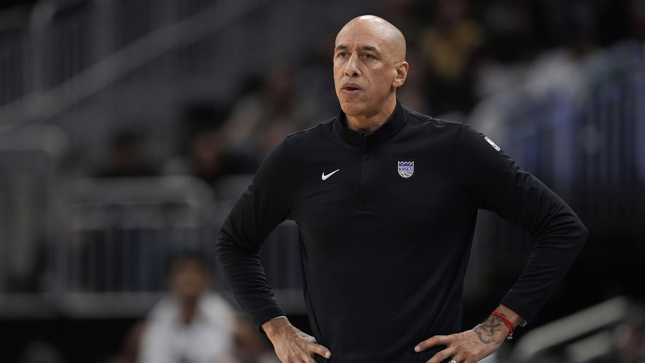 MILWAUKEE, WISCONSIN - NOVEMBER 01: Head coach Doug Christie of the Sacramento Kings looks on against the Milwaukee Bucks during the second quarter at Fiserv Forum on November 01, 2025 in Milwaukee, Wisconsin.