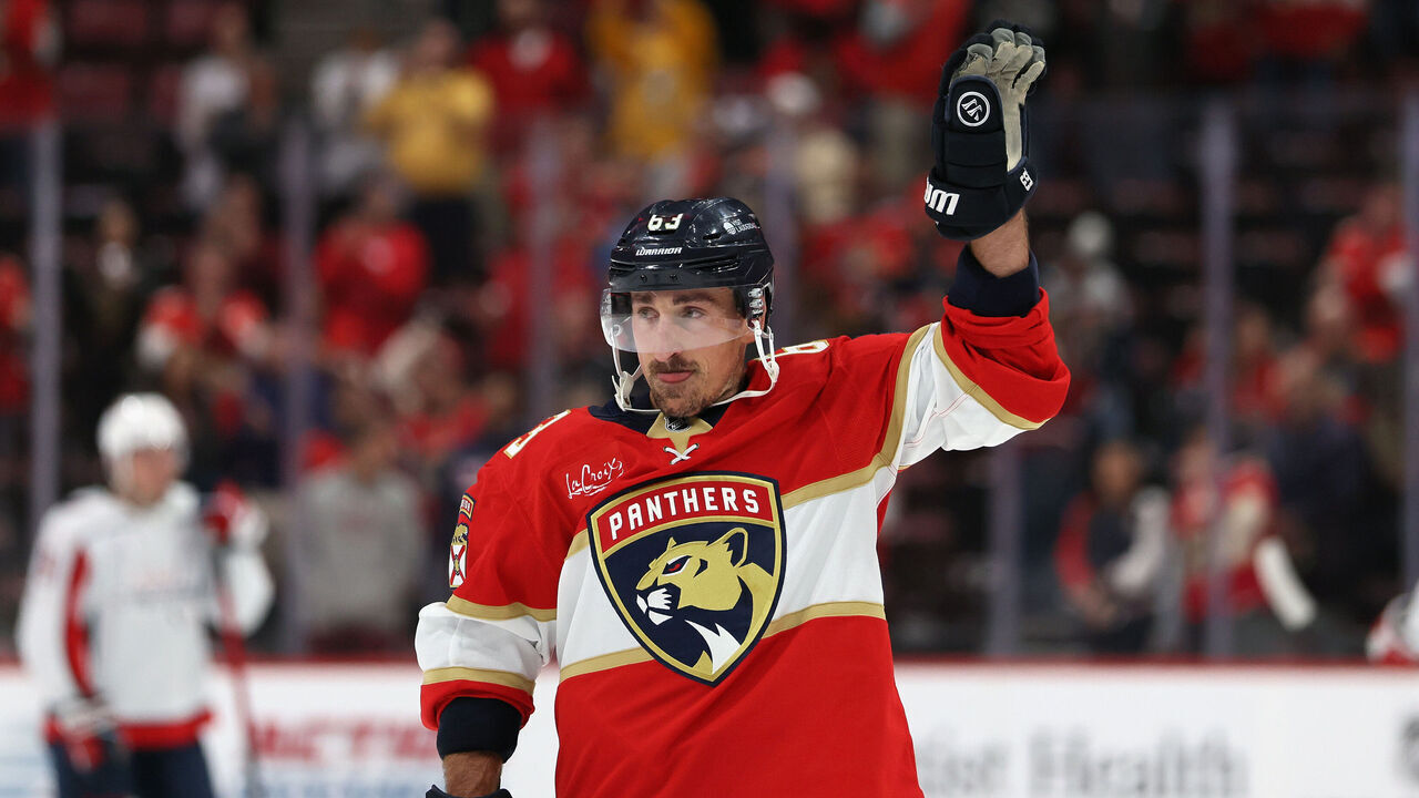 SUNRISE, FLORIDA - NOVEMBER 13: Brad Marchand #63 of the Florida Panthers acknowledges the fans following a win against the Washington Capitals at Amerant Bank Arena on November 13, 2025 in Sunrise, Florida. The Panthers defeated the Capitals 6-3.