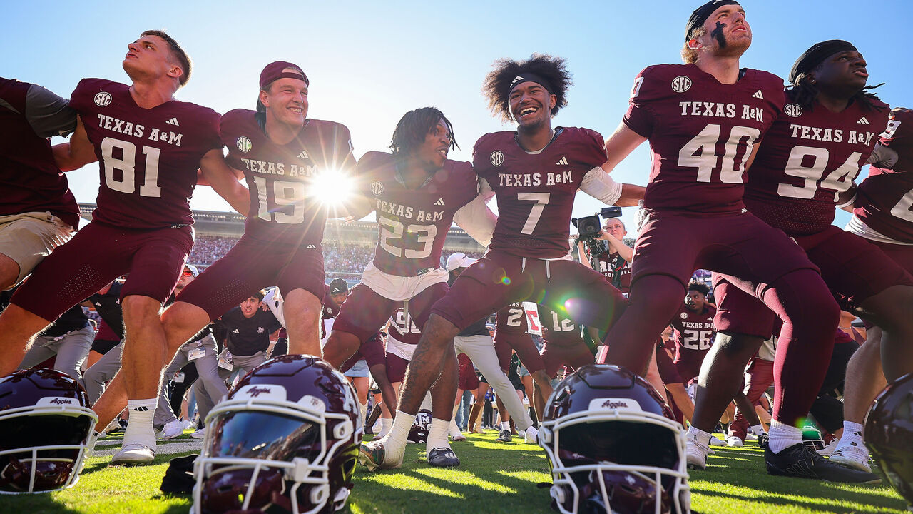 COLLEGE STATION, TEXAS - NOVEMBER 15: Texas A&M Aggies celebrate their 31-30 win over the South Carolina Gamecocks at Kyle Field on November 15, 2025 in College Station, Texas.