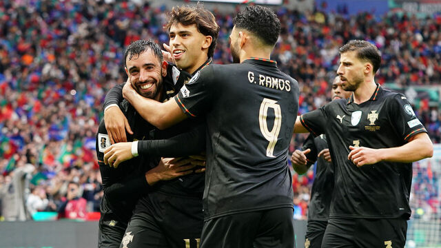 PORTO, PORTUGAL - NOVEMBER 16: Bruno Fernandes of Portugal celebrates with teammates after scoring a goal during the FIFA World Cup 2026 Qualifier match between Portugal and Armenia at Estadio do Dragao on November 16, 2025 in Porto, Portugal.
