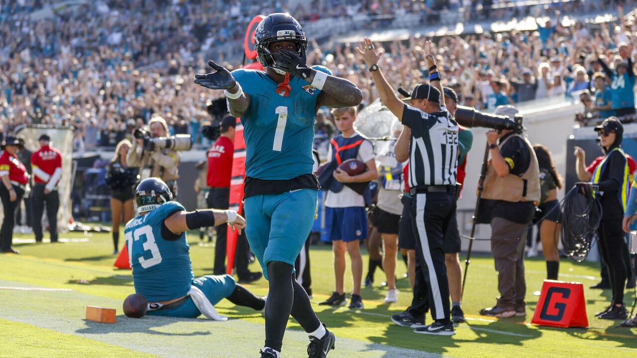 JACKSONVILLE, FL - NOVEMBER 16: Jacksonville Jaguars running back Travis Etienne Jr. (1) reacts after scoring a touchdown during the game between the Jacksonville Jaguars and the Los Angeles Chargers on November 16, 2025 at EverBank Stadium in Jacksonville, Fl.