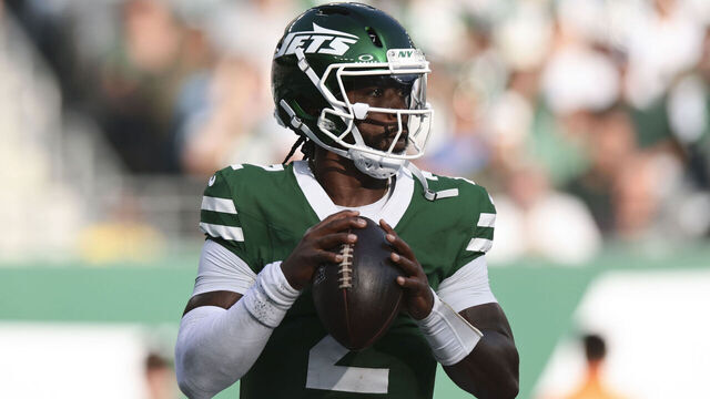 EAST RUTHERFORD, NEW JERSEY - OCTOBER 19: Tyrod Taylor #2 of the New York Jets looks to throw the football against the Carolina Panthers during the second half at MetLife Stadium on October 19, 2025 in East Rutherford, New Jersey.